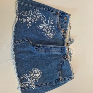 Levi's Distressed vintage mini skirt